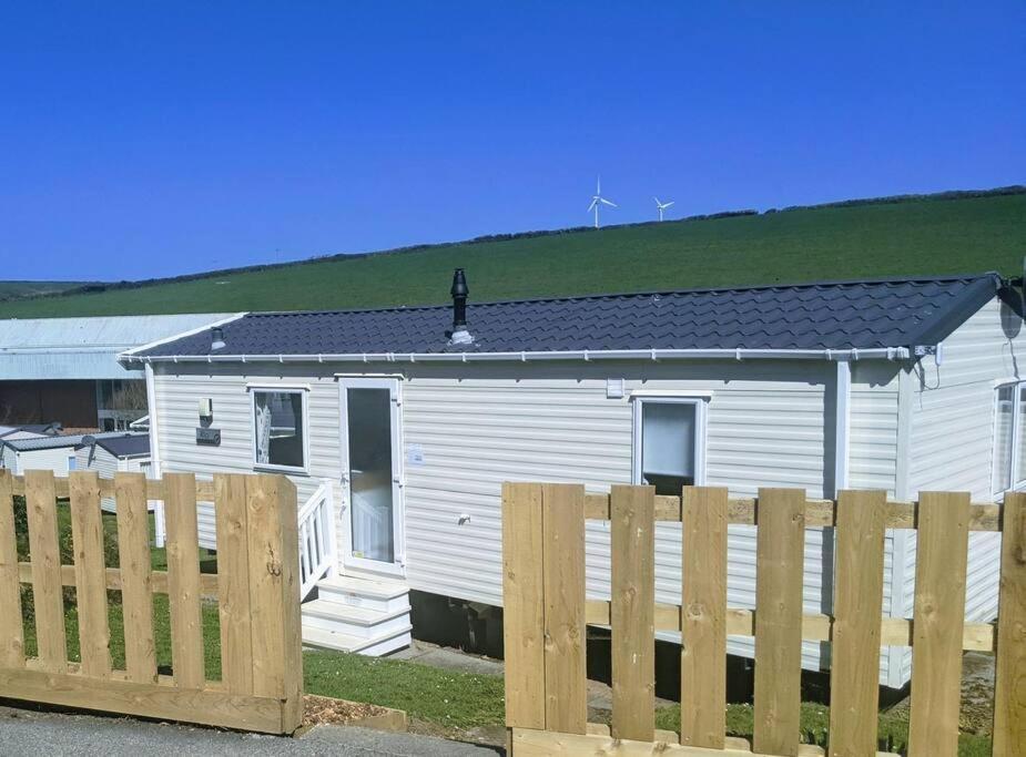 Large 4 Person Couples And Family Caravan In Newquay Bay Resort المظهر الخارجي الصورة